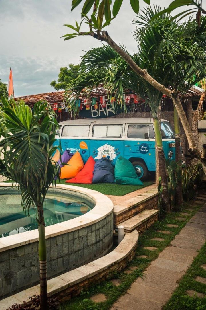 Lembongan Hostel Nusa Lembongan Buitenkant foto