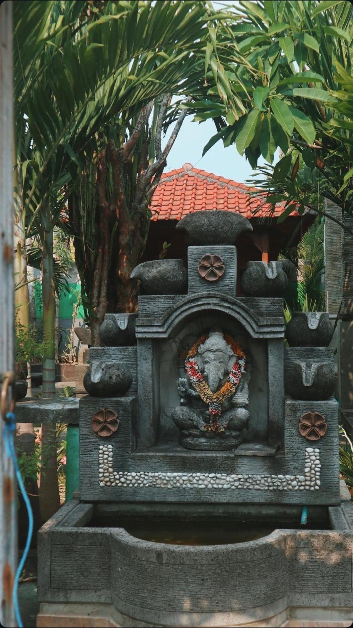 Lembongan Hostel Nusa Lembongan Buitenkant foto