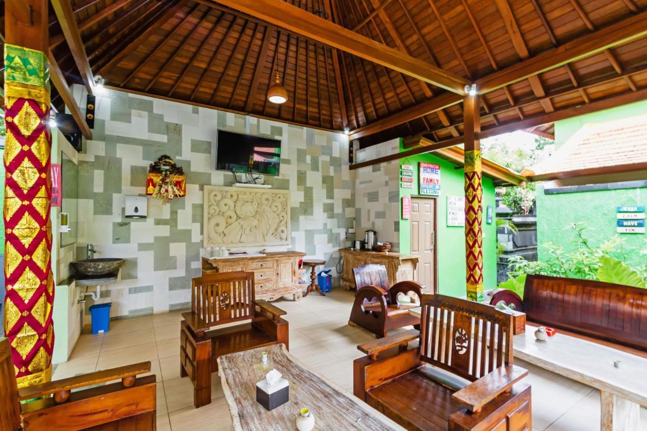 Lembongan Hostel Nusa Lembongan Buitenkant foto