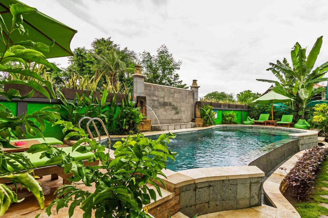 Lembongan Hostel Nusa Lembongan Buitenkant foto